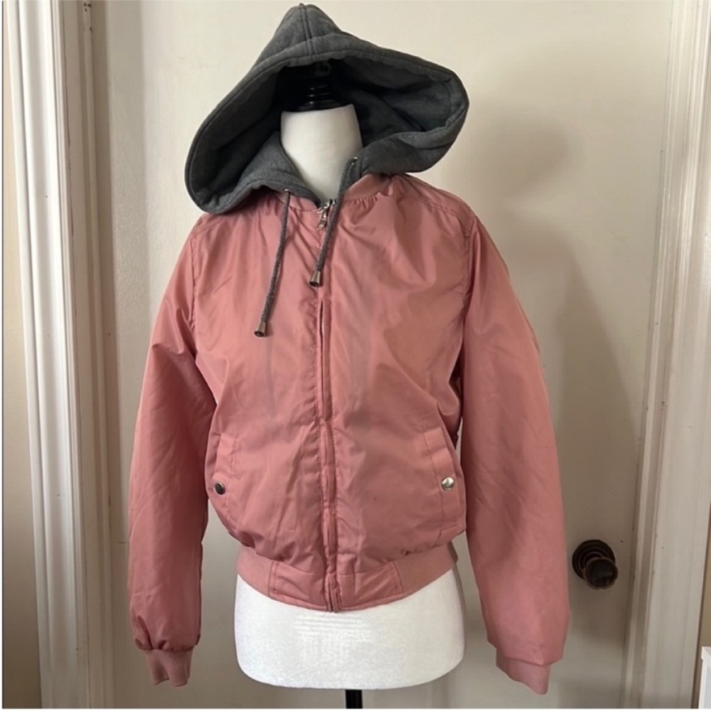 Fashion Nova | NWT Women’s Size S Tamara Hooded Pink and Gray Bomber Jacket - Picture 3 of 5